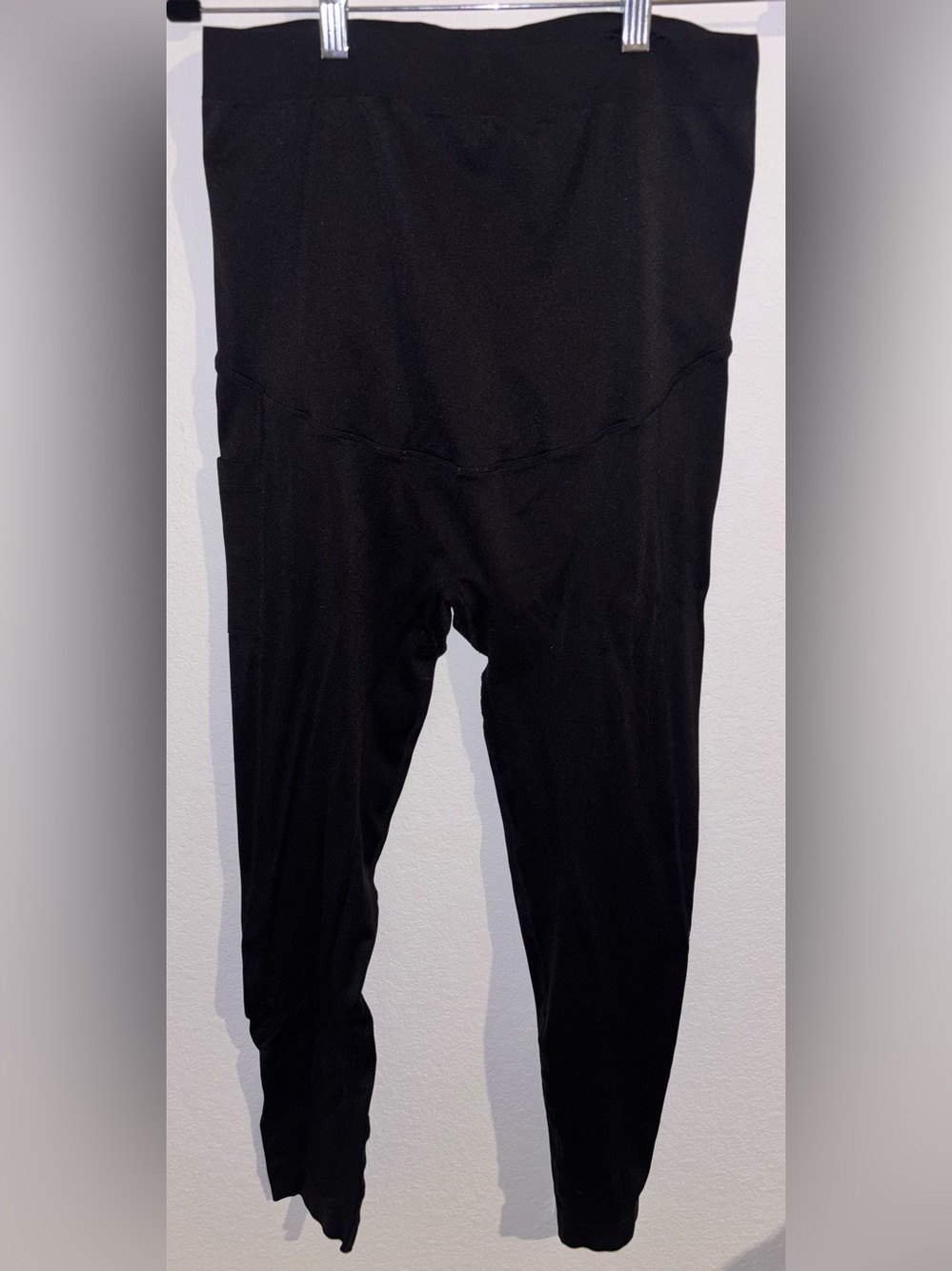 Time and Tru Black High-Waist Maternity Leggings